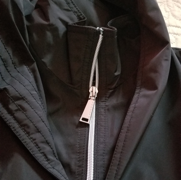 Laundry by Shelli SegalRaincoat - Picture 7 of 10